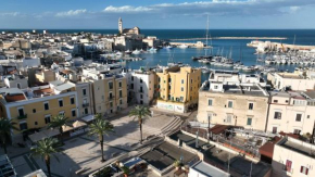 Piazza Teatro Apartments & Rooms Trani